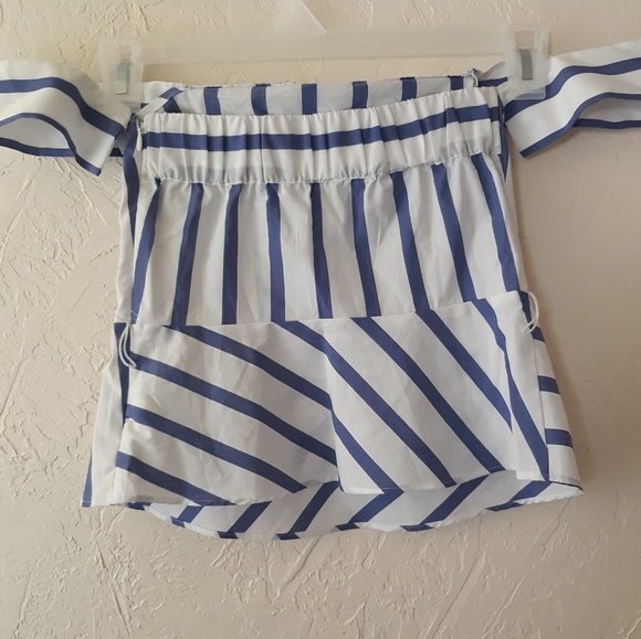 NWOT Express Off Shoulder Striped Peplum Top - Picture 5 of 13